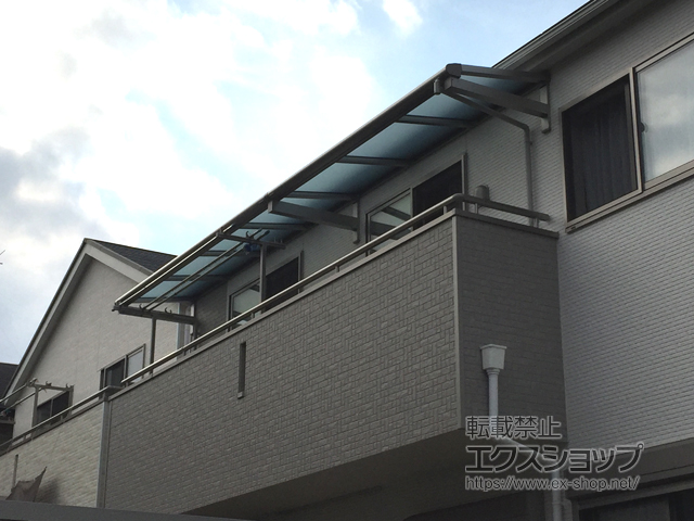 埼玉県さいたま市ののバルコニー・ベランダ屋根 ヴェクターテラス F型 ルーフタイプ 連棟 積雪〜20cm対応 施工例