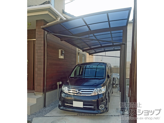 埼玉県春日部市ののカーポート レイナポートREグラン 延長 前下がり 積雪〜20cm対応 施工例