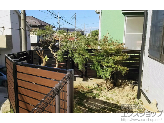 千葉県千葉市ののフェンス・柵 モクアルフェンス 横板タイプ 2段支柱 自立建て用 施工例