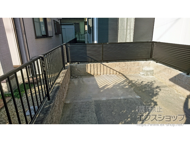 三重県四日市市ののフェンス・柵 ミエッタフェンス 防犯たて格子タイプ 自由柱施工 施工例