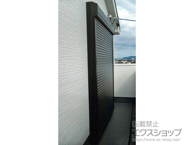 静岡県島田市のLIXIL リクシル（トステム）の窓シャッター 【特注】リフォームシャッター イタリヤ 手動式 施工例
