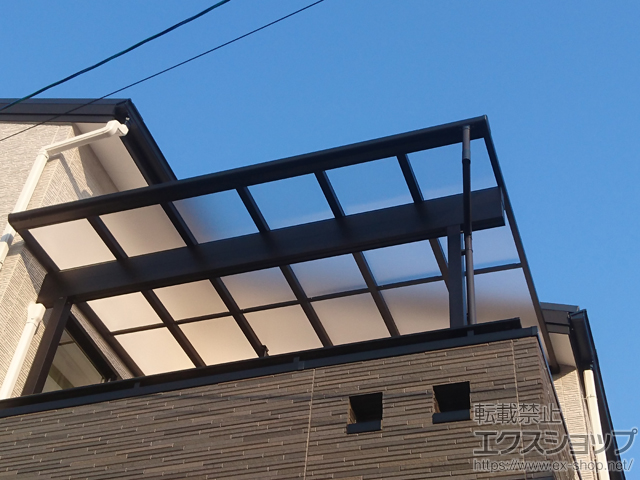 兵庫県宝塚市ののバルコニー・ベランダ屋根 ヴェクターテラス F型 1500 屋根タイプ 単体 積雪〜50cm対応 施工例