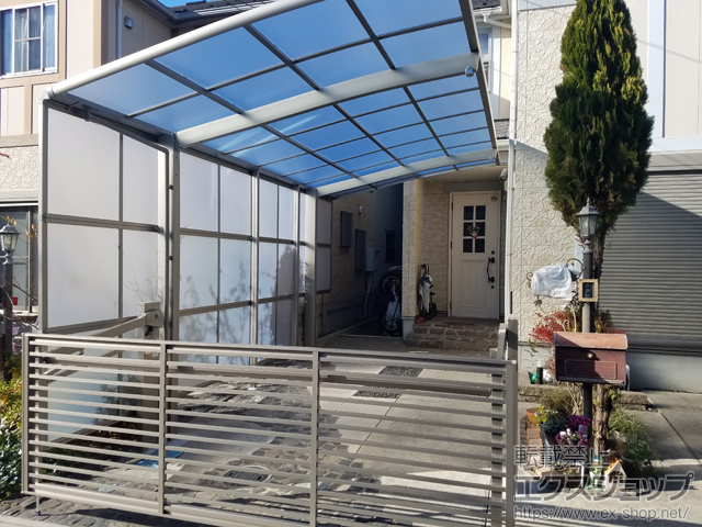 埼玉県草加市ののカーポート ネスカR (ラウンドスタイル) 積雪〜20cm対応 施工例