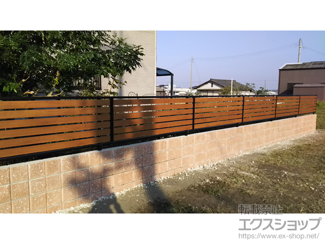 奈良県奈良市ののフェンス・柵 モクアルフェンス 横板タイプ 自由柱仕様 施工例