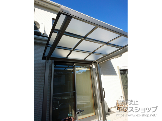 愛知県岡崎市ののサイクルポート・駐輪場 フーゴAミニ (アーチスタイル) 積雪〜20cm対応 施工例