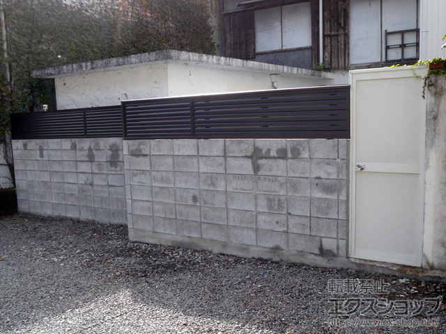 三重県鳥羽市ののフェンス・柵 ミエーネフェンス 目隠しルーバータイプ 自由柱仕様 施工例