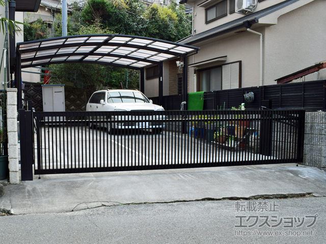 大阪府高槻市ののカーゲート ワイドオーバードアS2型 電動式 施工例