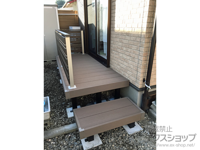 埼玉県新座市ののウッドデッキ リウッドデッキ 200 施工例