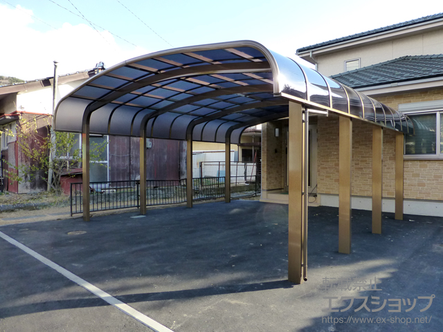 長野県上伊那郡辰野町のLIXIL リクシル（トステム）のカーポート テールポートシグマIII 1500 ワイド 延長 積雪〜50cm対応 施工例