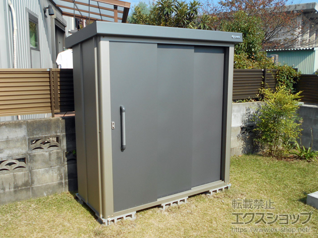 佐賀県佐賀市のの物置・屋外倉庫 エスケーエイト SK8-50 一般型 1800×800×1940 SK8-50-GK 施工例