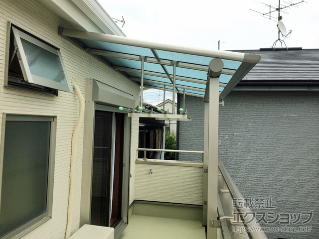 京都府城陽市ののバルコニー・ベランダ屋根 ヴェクターテラス F型 屋根タイプ 単体 積雪〜20cm対応 施工例