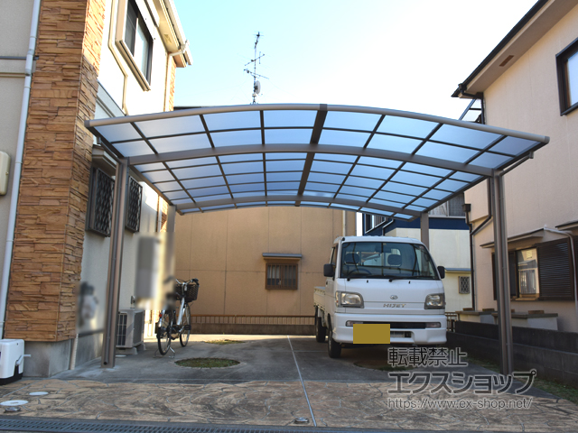 大阪府池田市ののカーポート ネスカR (ラウンドスタイル) ワイド 積雪〜20cm対応 施工例