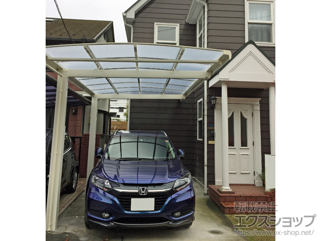 神奈川県川崎市ののカーポート フーゴA (アーチスタイル) 耐雪風圧強化パッケージ 積雪〜30cm対応 施工例