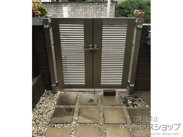 大阪府東大阪市のの門扉 ライシス門扉 1型 細横桟 両開き 柱使用 施工例