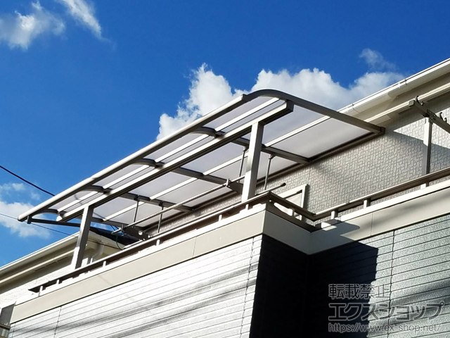 兵庫県宝塚市ののバルコニー・ベランダ屋根 スピーネ R型 屋根タイプ 単体 積雪〜20cm対応 施工例