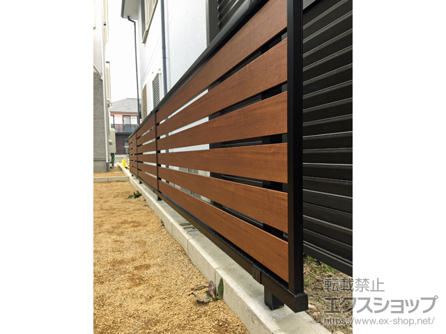 愛知県稲沢市ののフェンス・柵 モクアルフェンス 横板タイプ 自由柱 施工例