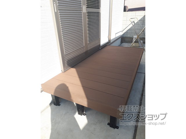 大阪府池田市ののウッドデッキ リウッドデッキ 200 施工例