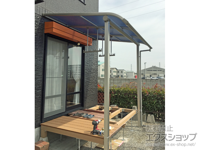 群馬県高崎市ののテラス屋根 プレシオステラス R型 テラスタイプ 単体 積雪〜20cm対応 施工例