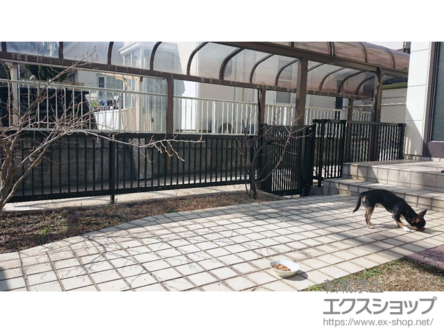 和歌山県和歌山市ののフェンス・柵 プレスタフェンス 2型 細たて桟 フリーポールタイプ 施工例