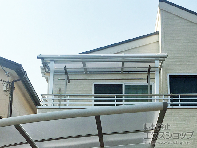 兵庫県尼崎市ののバルコニー・ベランダ屋根 ヴェクターテラス R型 屋根タイプ 単体 積雪〜20cm対応 施工例