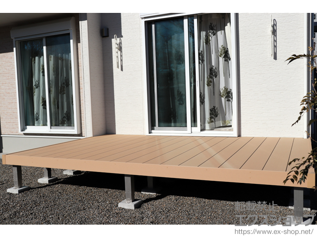 静岡県焼津市ののウッドデッキ リウッドデッキ 200 施工例