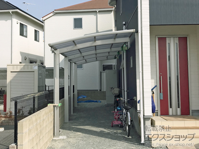 兵庫県明石市ののカーポート レイナポートグラン 縦連棟　積雪〜20cm対応 施工例