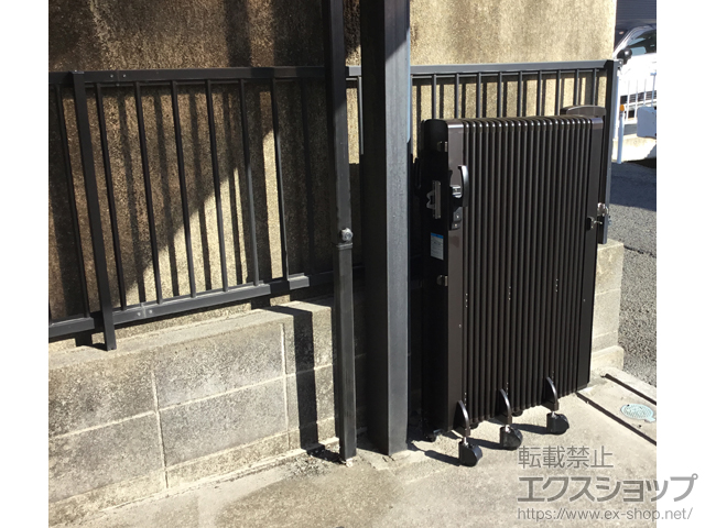 神奈川県小田原市ののカーゲート レイオス1型 ノンレール 片開き 46S 施工例