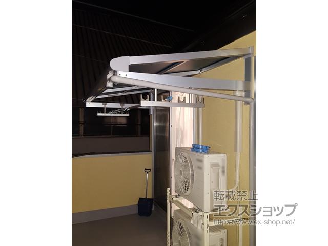 東京都立川市ののバルコニー・ベランダ屋根 ヴェクターテラス F型 ルーフタイプ 単体積雪〜20cm対応 施工例