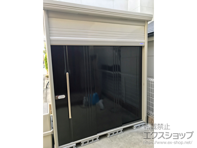 大阪府堺市のの物置・屋外倉庫 Mr.トールマンダンディ 一般型 2200×1922×2570 JN-2219-K 施工例