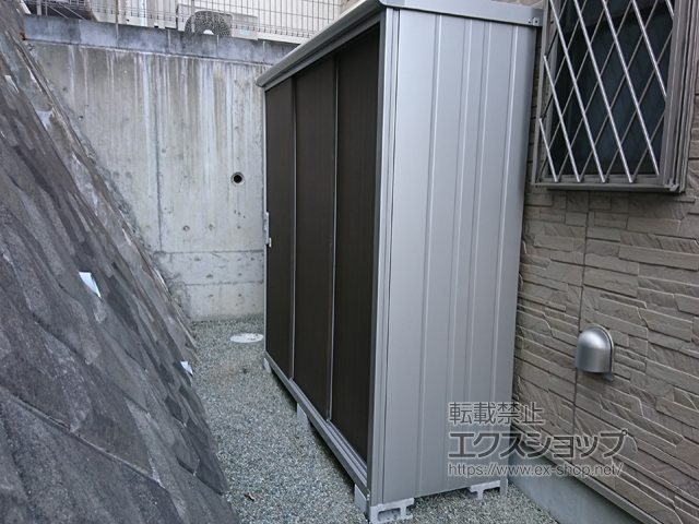 東京都町田市のの物置・屋外倉庫 エスモ 一般型 2100×650×1959 ESE-2106A-DW 施工例