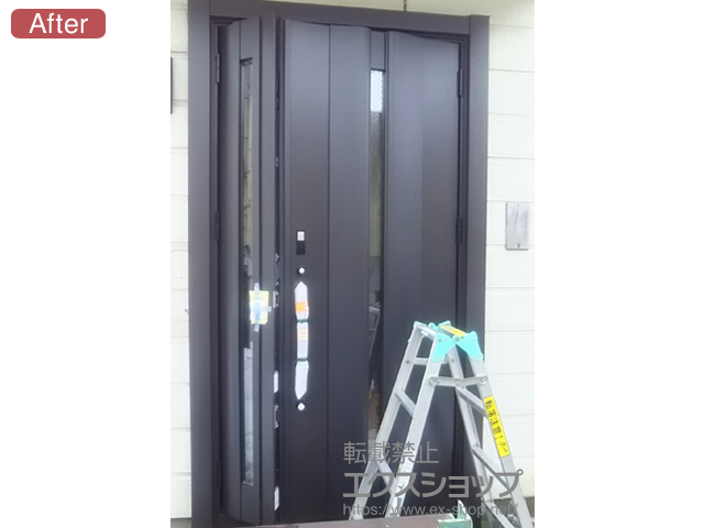 秋田県能代市のLIXIL リクシル（トステム）の玄関ドア リシェント 玄関ドア3 断熱K4仕様 親子仕様(ランマ無)R G12型※タッチキー(キー付リモコン)仕様 施工例