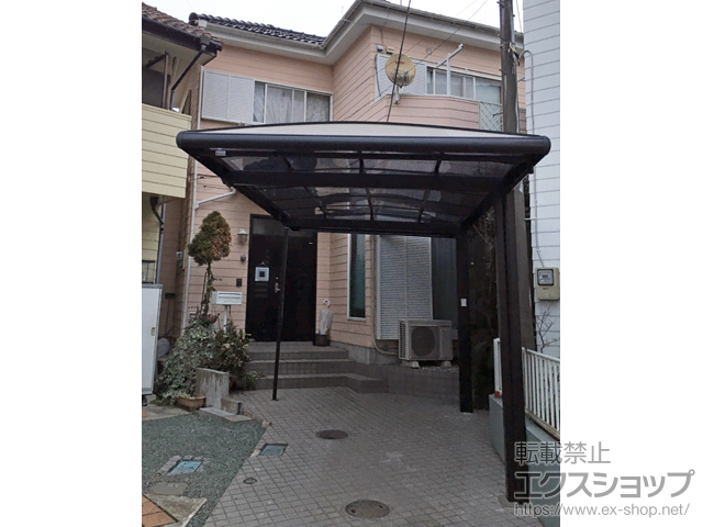 神奈川県海老名市ののカーポート フーゴAプラス (アーチスタイル) 積雪〜20cm対応 施工例