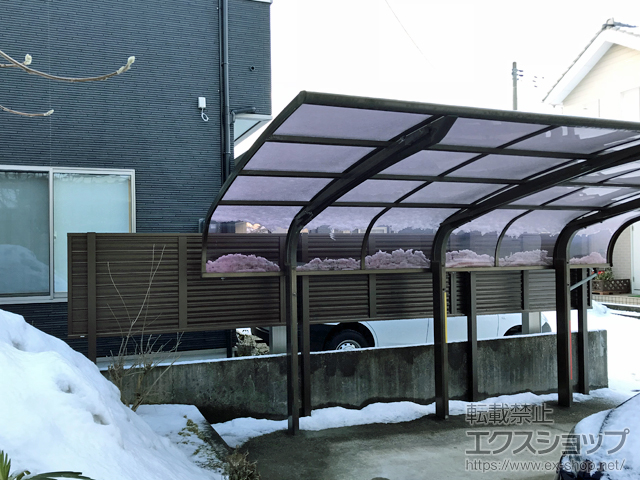 新潟県新潟市ののフェンス・柵 ミエーネフェンス 目隠しルーバータイプ 2段支柱 自立建て用（パネル1段） 施工例