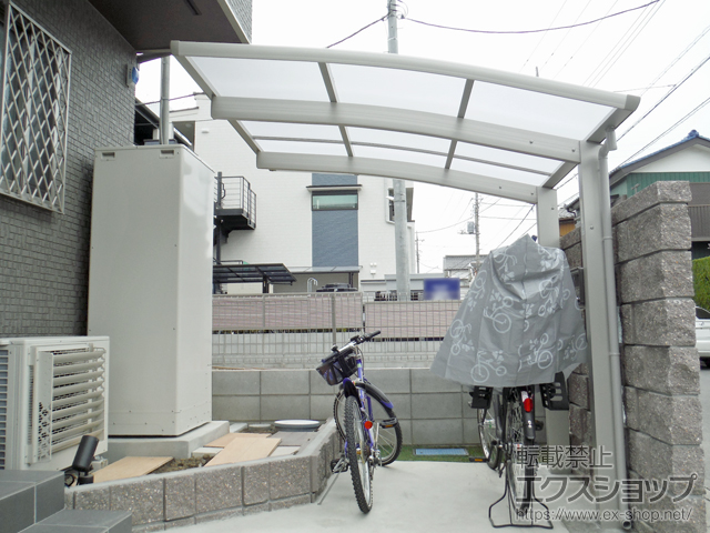 埼玉県川口市ののサイクルポート・駐輪場 プレシオスポート ミニ 積雪〜20cm対応 施工例