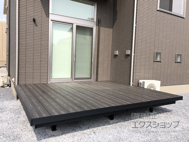 埼玉県加須市ののウッドデッキ ガーデンフロア ラステラ 張り出し納まり 施工例