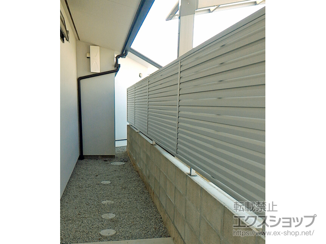 香川県高松市ののフェンス・柵 ミエーネフェンス 目隠しルーバータイプ 自由柱 施工例