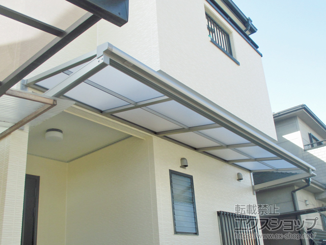 愛知県一宮市ののテラス屋根 スピーネ F型 ルーフタイプ 単体 積雪〜20cm対応 施工例