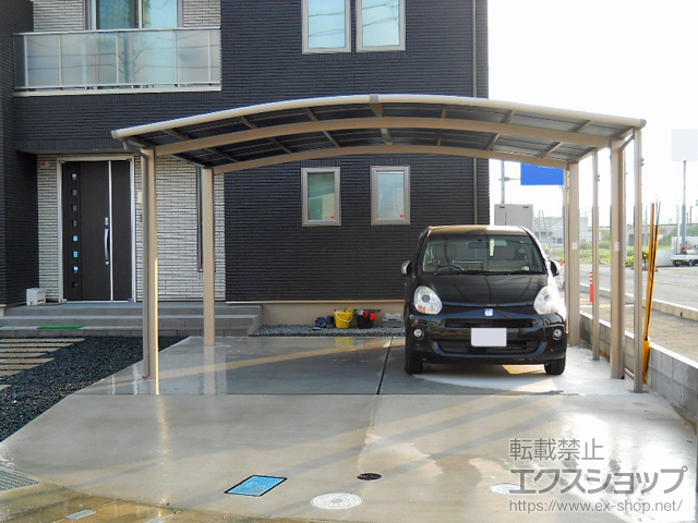 鳥取県鳥取市ののカーポート ネスカR (ラウンドスタイル) ワイド 積雪〜20cm対応 施工例