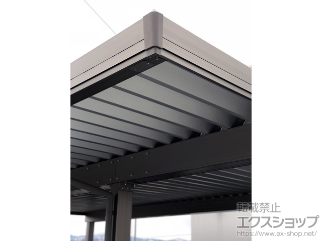 山形県山形市のLIXIL リクシル（トステム）のカーポート テリオスポートIII 3000 2台用 間口延長 角柱4本柱 積雪〜100cm対応 施工例