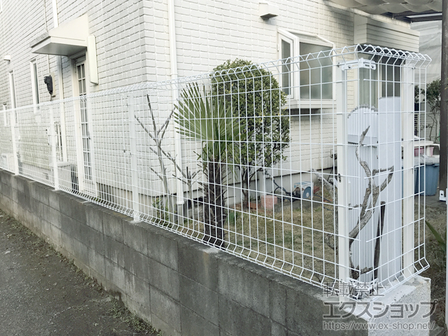 神奈川県藤沢市ののフェンス・柵 イーネットフェンス1F型 自由柱タイプ 施工例