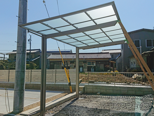 三重県鈴鹿市ののカーポート フーゴF (フラットスタイル) 積雪〜20cm対応 施工例