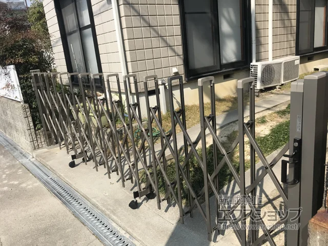 {LsValue Select̃J[Q[g gbvQ[g RB^ m[ ЊJ 41S {H