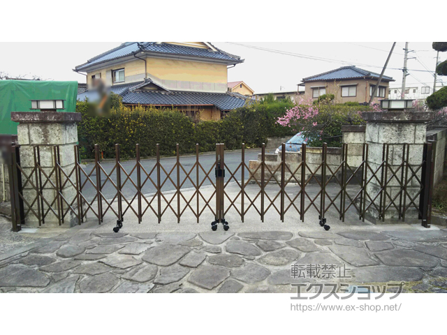 広島県府中市ののカーゲート トリップゲート RB型 ノンレール 両開き 60W 施工例