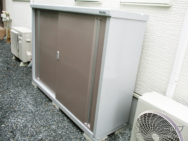 千葉県佐倉市のの物置・屋外倉庫 シンプリー 一般型 1740×515×1303（MJX-175C-P） MJX-175C-P-AR 施工例