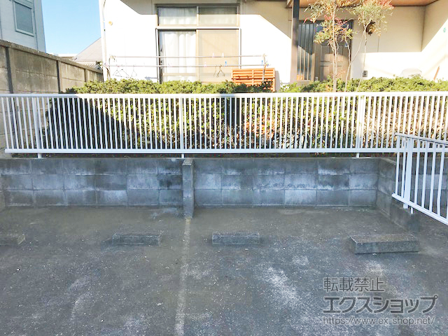 東京都板橋区ののフェンス・柵 シンプレオフェンス10型 縦格子32本 自由柱施工 施工例