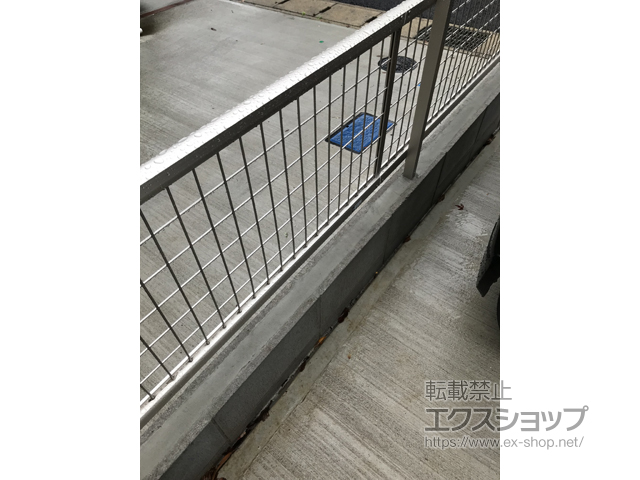 千葉県千葉市ののフェンス・柵 シンプレオフェンスM2型 縦井桁メッシュ 自由柱施工 施工例