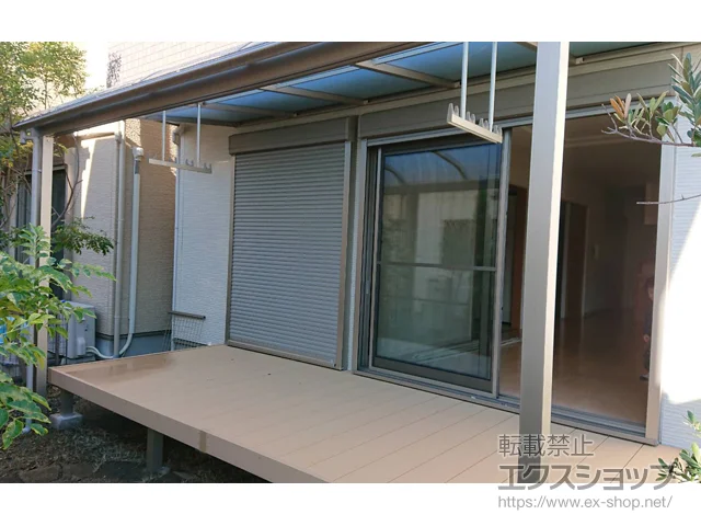 ���m�����É��s�̂̃e���X�����A�E�b�h�f�b�L ���E�b�h�f�b�L 200 �{�H��