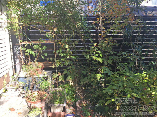 宮城県仙台市ののフェンス・柵 モクアルフェンス 横板タイプ 2段支柱 自立建て用 （パネル2段） 施工例