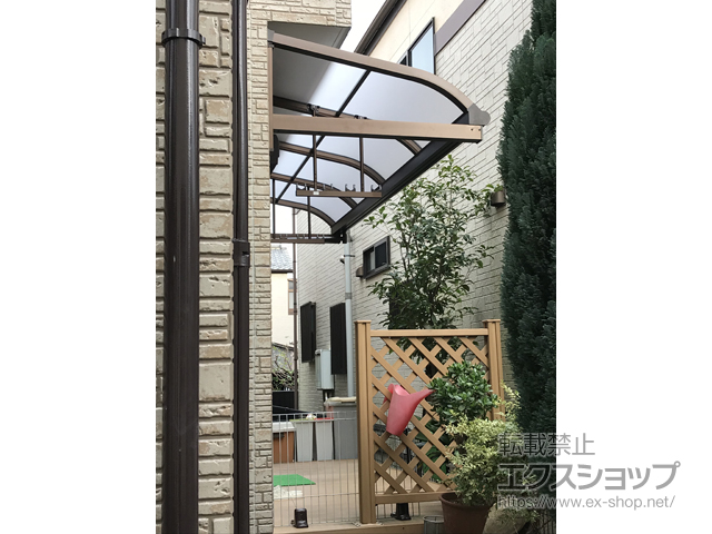 東京都江戸川区ののバルコニー・ベランダ屋根 ヴェクターテラス R型 ルーフタイプ 単体 積雪〜20cm対応 施工例