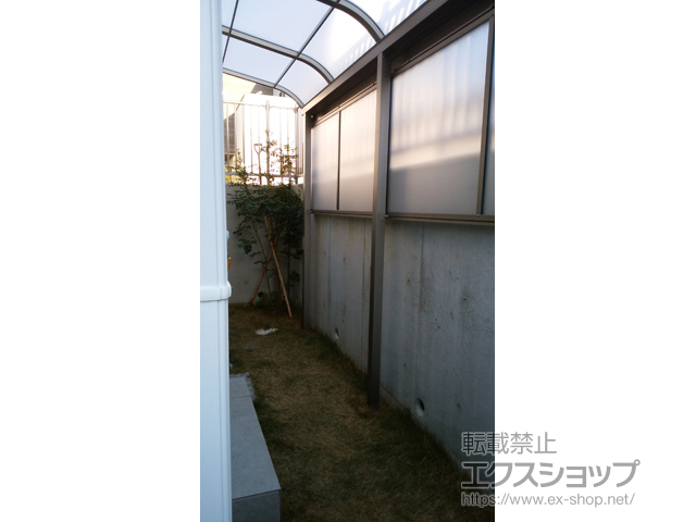 千葉県松戸市ののテラス屋根 スピーネ R型 テラスタイプ 単体 積雪〜20cm対応 施工例